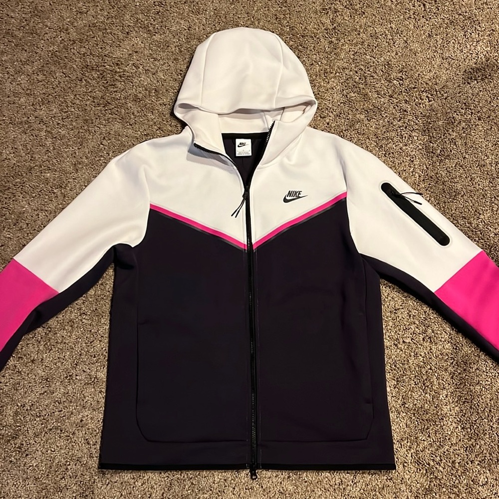 Nike Tech Jacket